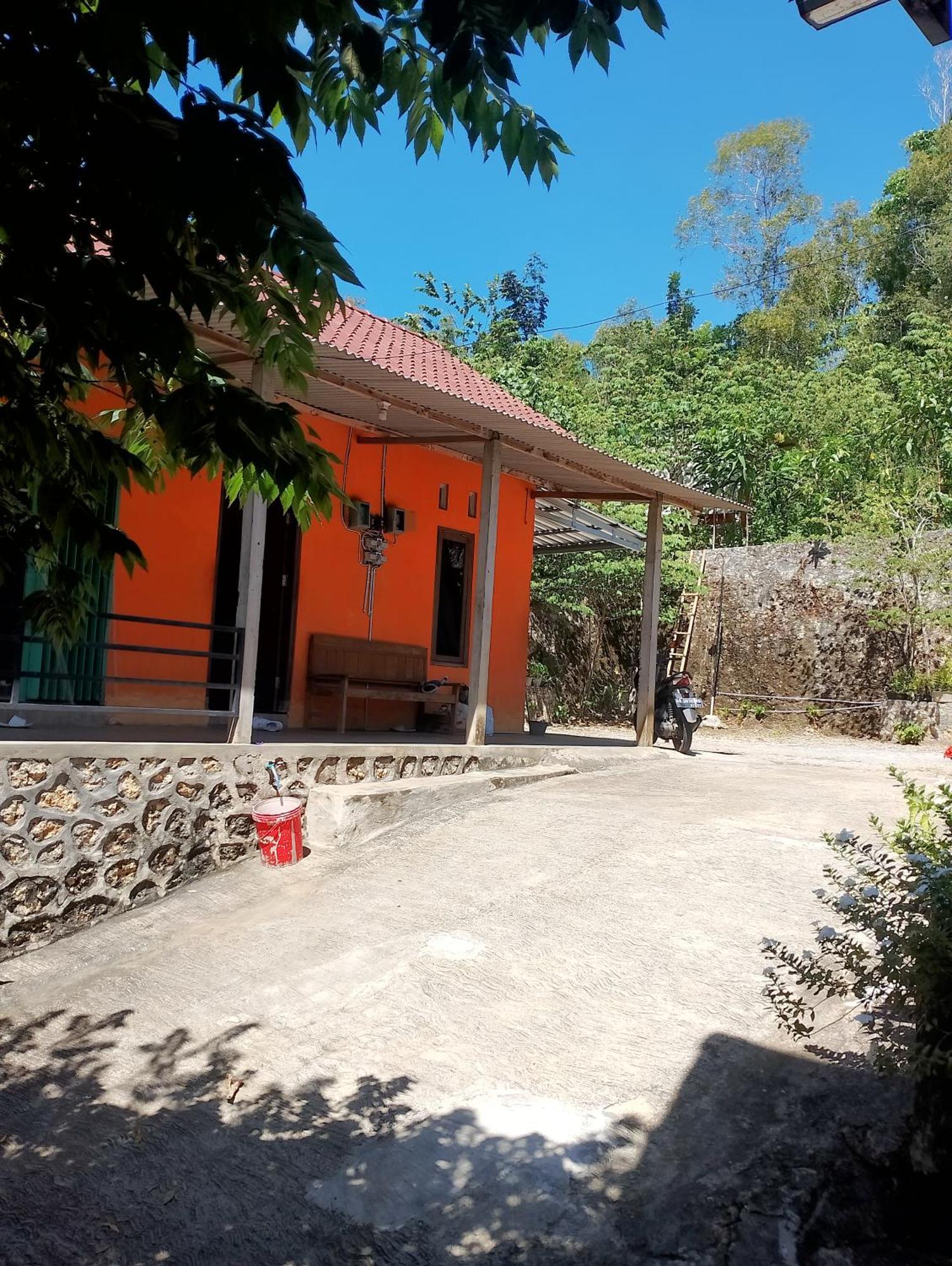Mekar Lestari Hotel Tepus Bagian luar foto